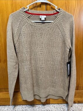 NYDJ Tan Textured Crewneck Sweater with Red Neck Trim.  Stylus brand .